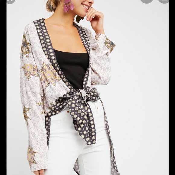 Free People Forget Me Knot Kimono - Picture 1 of 14